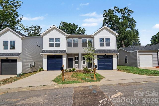 206 W Todd Lane A & B, Charlotte, NC 28208