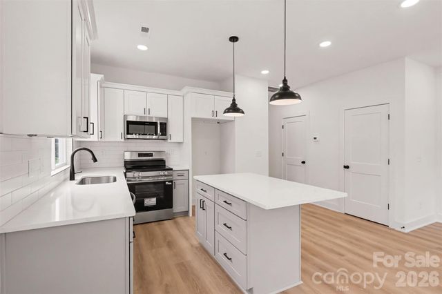 206 W Todd Lane A & B, Charlotte, NC 28208