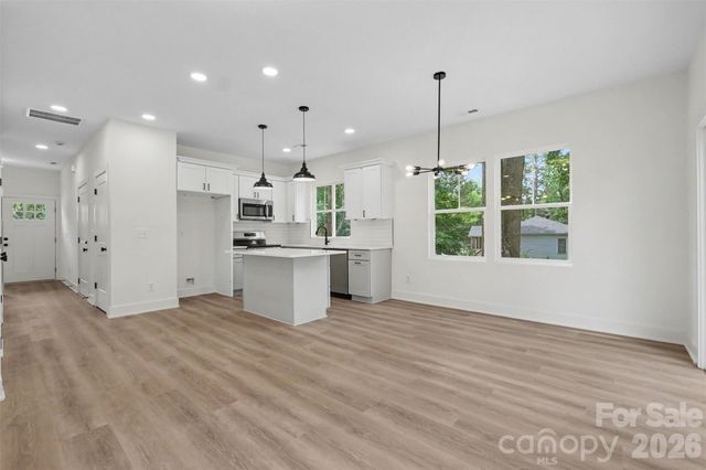 206 W Todd Lane A & B, Charlotte, NC 28208
