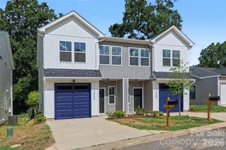 206 W Todd Lane A & B, Charlotte, NC 28208