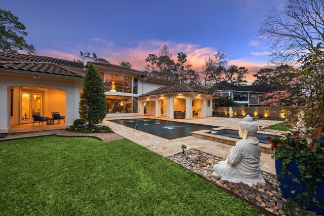 24 E Shady Lane, Houston, TX 77063