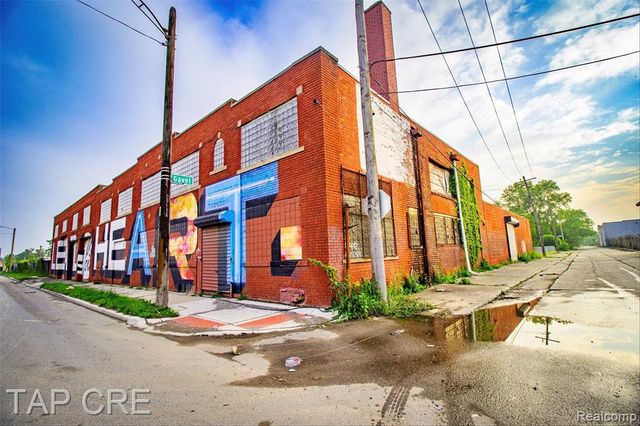 14277 Meyers Road, Detroit, MI 48227