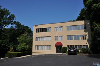 265 Cedar Lane 2, Teaneck, NJ 07666