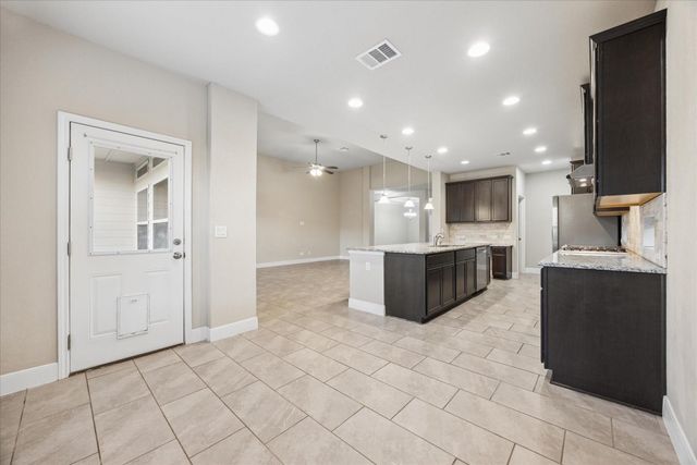 320 Ballad Bluffs, Spring Branch, TX 78070