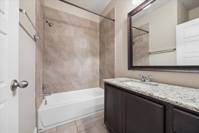 320 Ballad Bluffs, Spring Branch, TX 78070