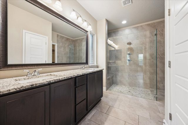 320 Ballad Bluffs, Spring Branch, TX 78070