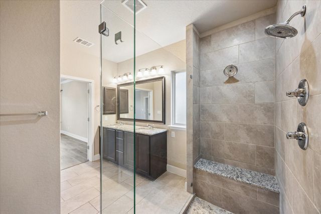 320 Ballad Bluffs, Spring Branch, TX 78070