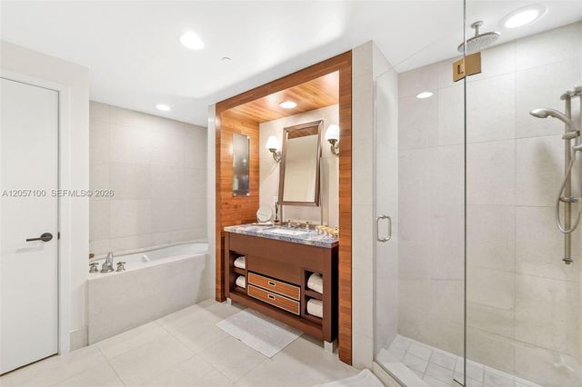 6799 Collins Avenue 1103, Miami Beach, FL 33141