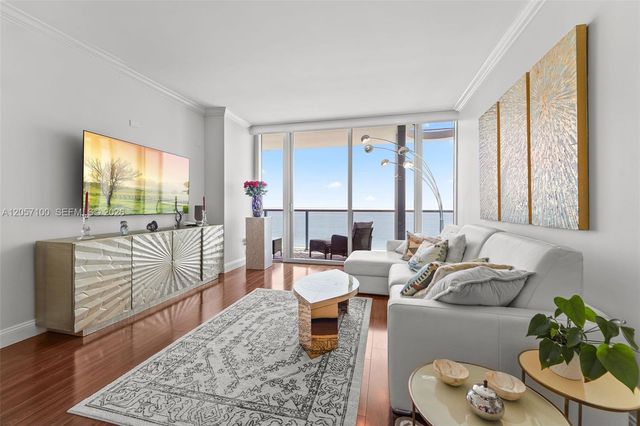 6799 Collins Avenue 1103, Miami Beach, FL 33141