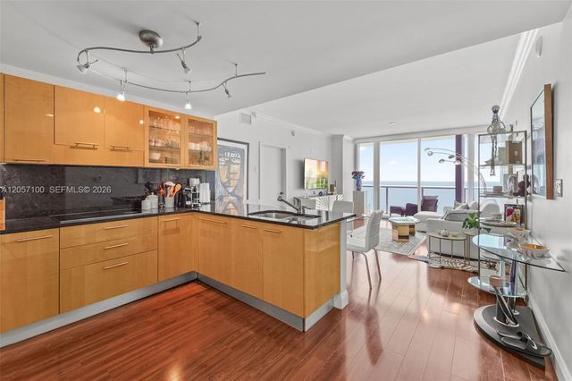 6799 Collins Avenue 1103, Miami Beach, FL 33141