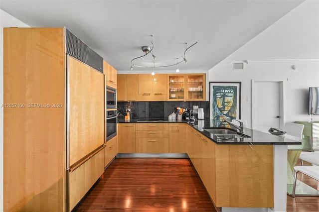 6799 Collins Avenue 1103, Miami Beach, FL 33141