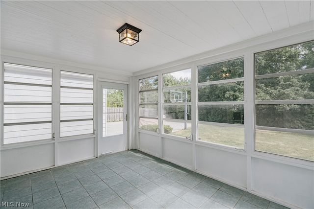 21249 Colby Road, Shaker Heights, OH 44122