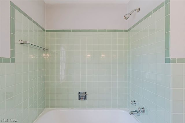 21249 Colby Road, Shaker Heights, OH 44122
