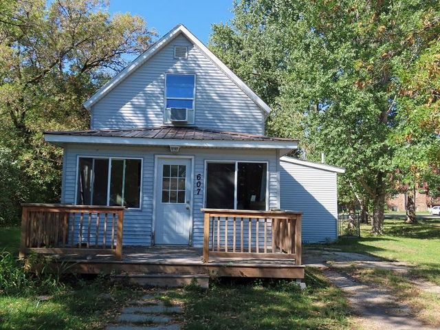 607 State Avenue N, Thief River Falls, MN 56701
