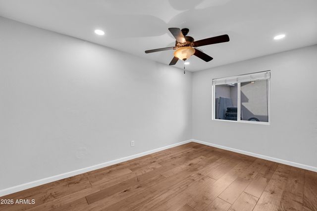 4702 E MCKINLEY Street, Phoenix, AZ 85008