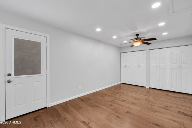 4702 E MCKINLEY Street, Phoenix, AZ 85008