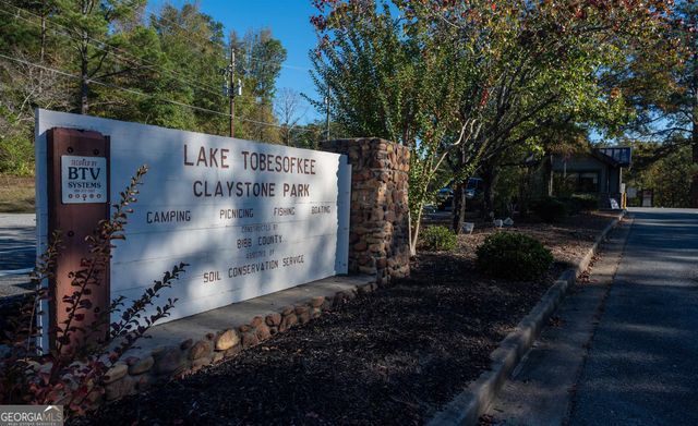 202 Lochwolde Drive, Macon, GA 31220