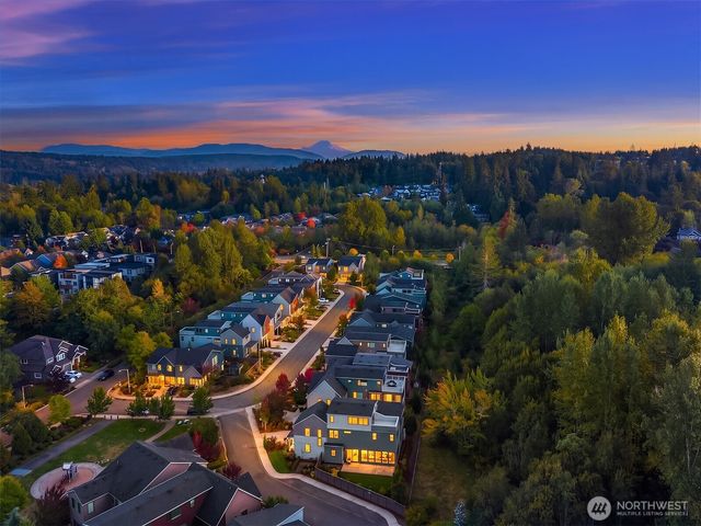 17691 NE 118th Court, Redmond, WA 98052