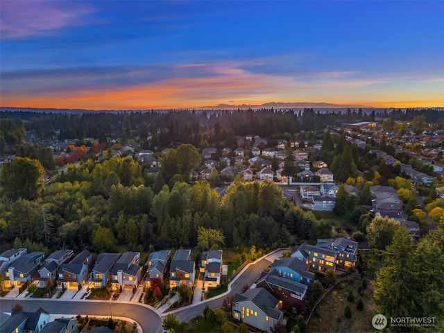 17691 NE 118th Court, Redmond, WA 98052