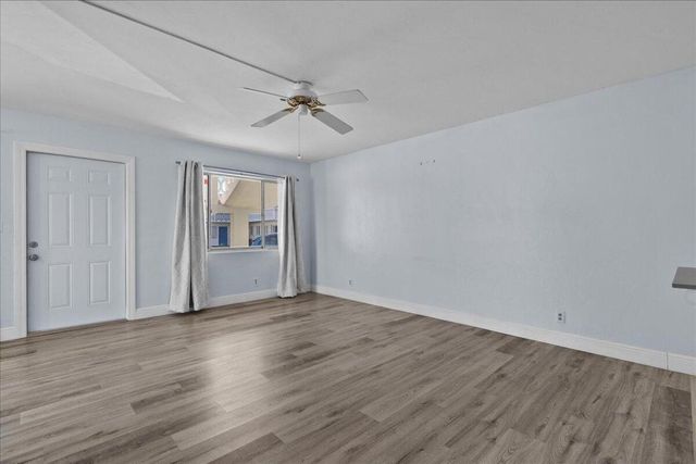 2004 Lake Osborne Drive 1, Lake Worth Beach, FL 33461