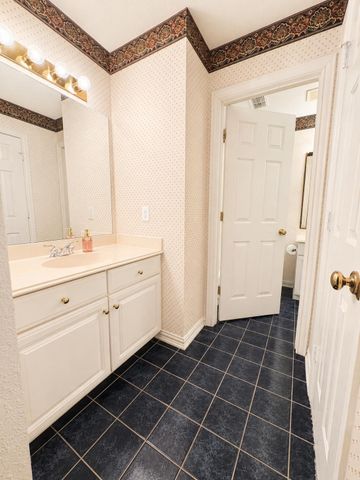 18283 Meandering Way, Dallas, TX 75252