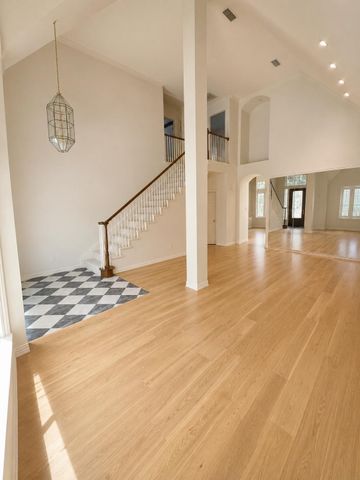 18283 Meandering Way, Dallas, TX 75252