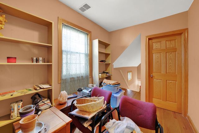 4328 N Kenneth Avenue, Chicago, IL 60641