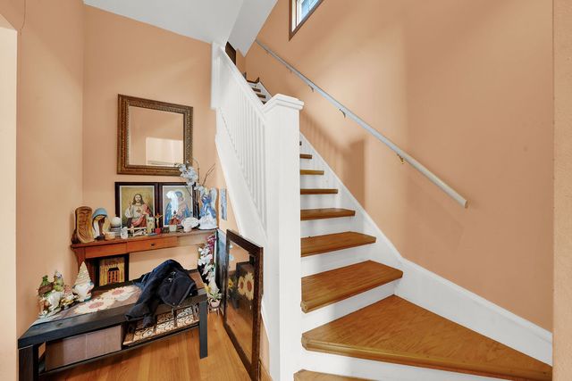 4328 N Kenneth Avenue, Chicago, IL 60641