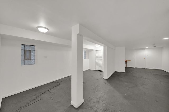 4328 N Kenneth Avenue, Chicago, IL 60641