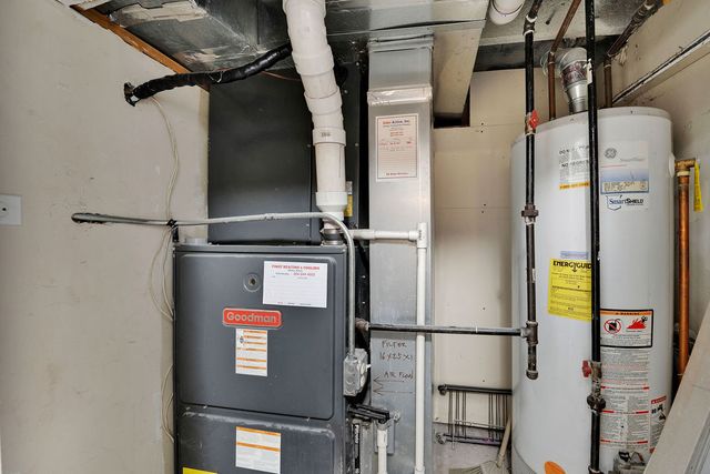 4328 N Kenneth Avenue, Chicago, IL 60641