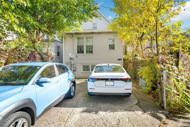 4328 N Kenneth Avenue, Chicago, IL 60641