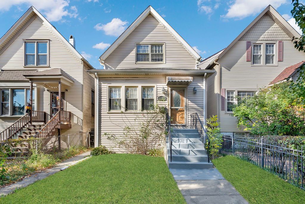 4328 N Kenneth Avenue, Chicago, IL 60641