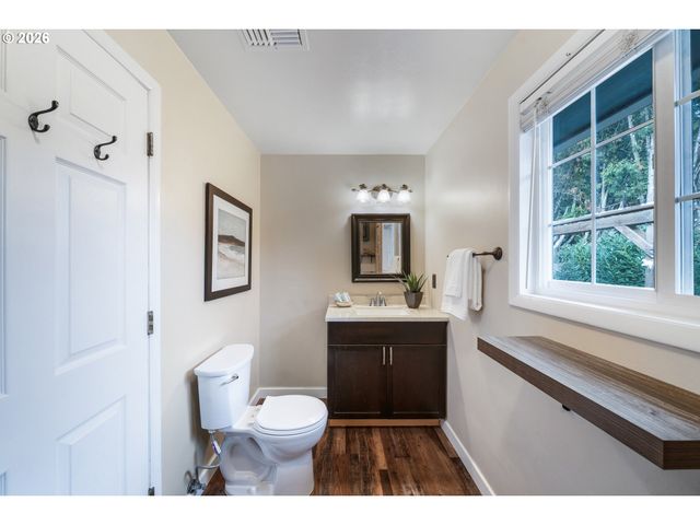 3513 ELWING Ave, Eugene, OR 97401