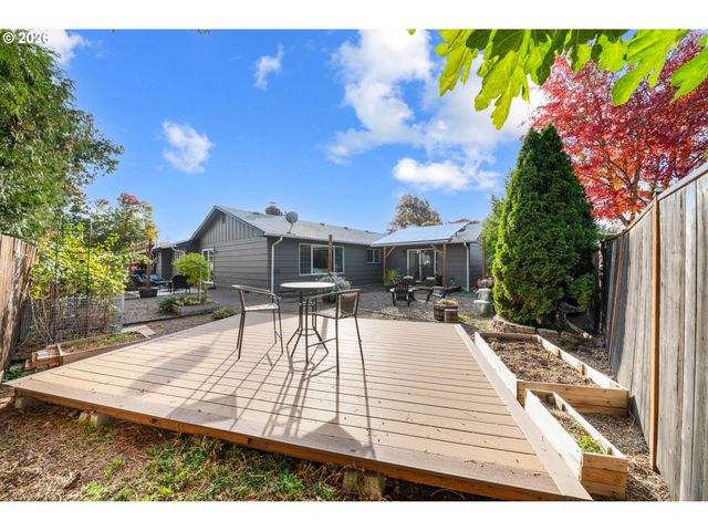 3513 ELWING Ave, Eugene, OR 97401