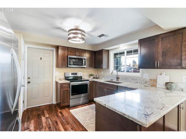 3513 ELWING Ave, Eugene, OR 97401