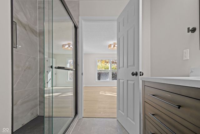 5329 Hedgerow Drive, Indianapolis, IN 46226