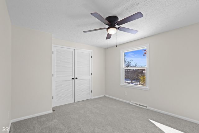 5329 Hedgerow Drive, Indianapolis, IN 46226