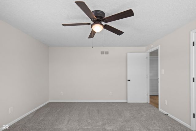 5329 Hedgerow Drive, Indianapolis, IN 46226