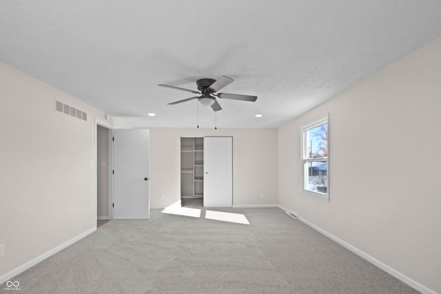 5329 Hedgerow Drive, Indianapolis, IN 46226