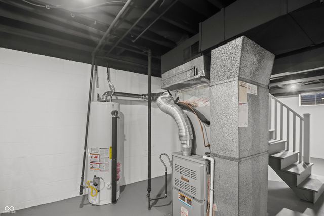 5329 Hedgerow Drive, Indianapolis, IN 46226