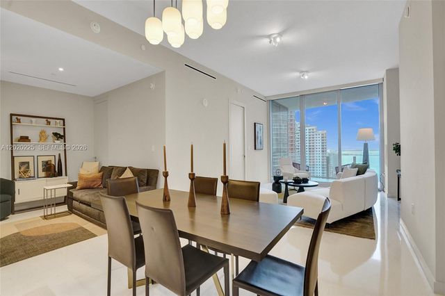 300 Biscayne Boulevard Way 2305W, Miami, FL 33131