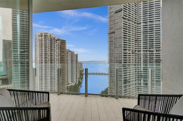 300 Biscayne Boulevard Way 2305W, Miami, FL 33131