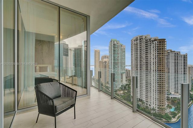 300 Biscayne Boulevard Way 2305W, Miami, FL 33131