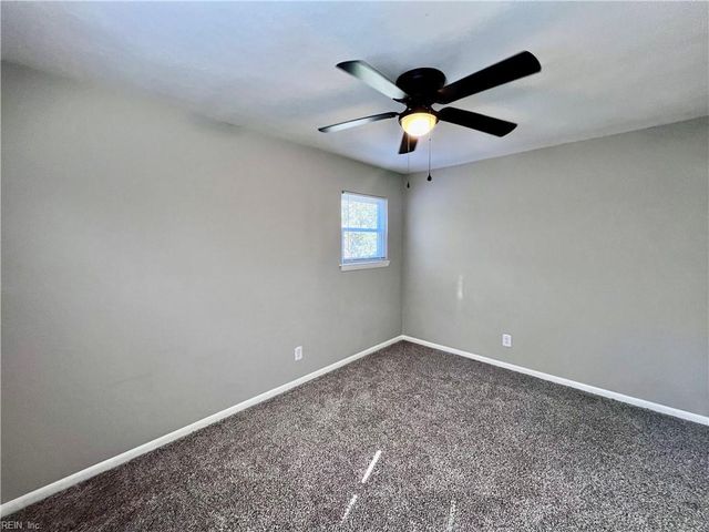 3237 Sir Meliot DR, Chesapeake, VA 23323