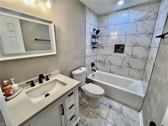 3237 Sir Meliot DR, Chesapeake, VA 23323