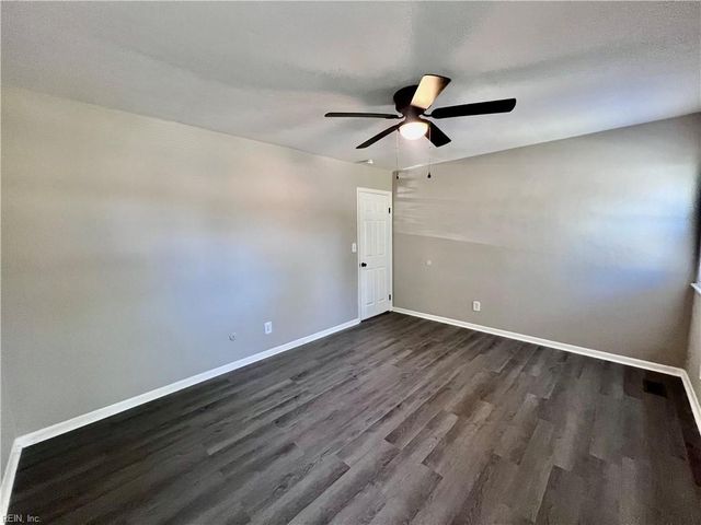 3237 Sir Meliot DR, Chesapeake, VA 23323
