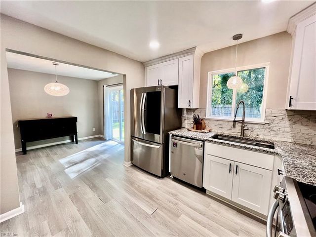 3237 Sir Meliot DR, Chesapeake, VA 23323