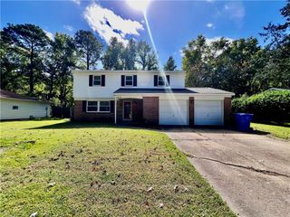 3237 Sir Meliot DR, Chesapeake, VA 23323