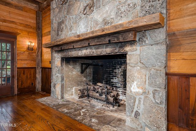 7 Llewellyn Wood, Johnson City, TN 37601