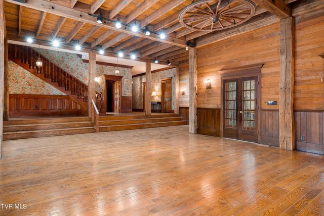 7 Llewellyn Wood, Johnson City, TN 37601